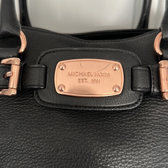 Michael Kors black shoulder tote with long strap - Picture 4 of 5
